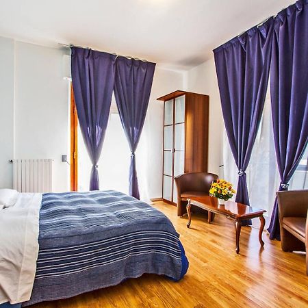 Mammasisi Rooms Lecce Exteriör bild