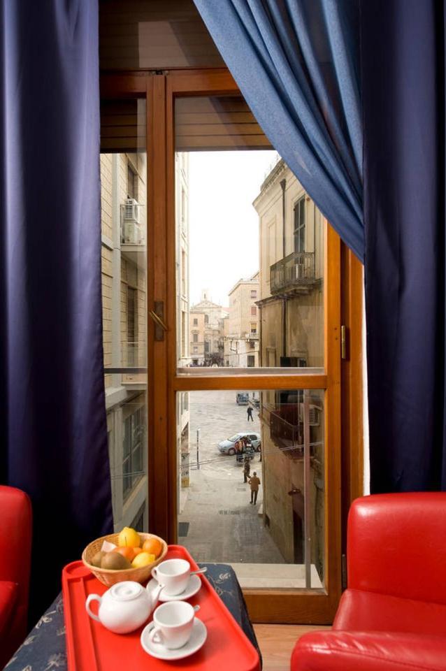 Mammasisi Rooms Lecce Exteriör bild