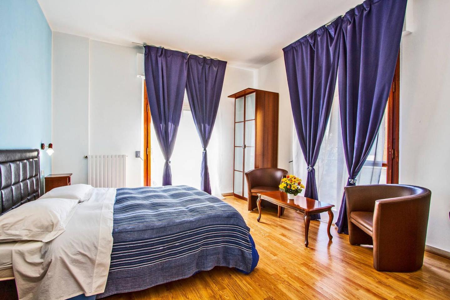Mammasisi Rooms Lecce Exteriör bild